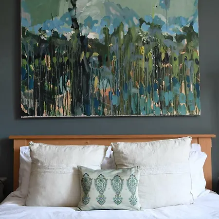 1500 Adult Only Bed & Breakfast