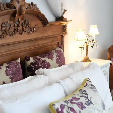 1500 Adult Only Bed & Breakfast